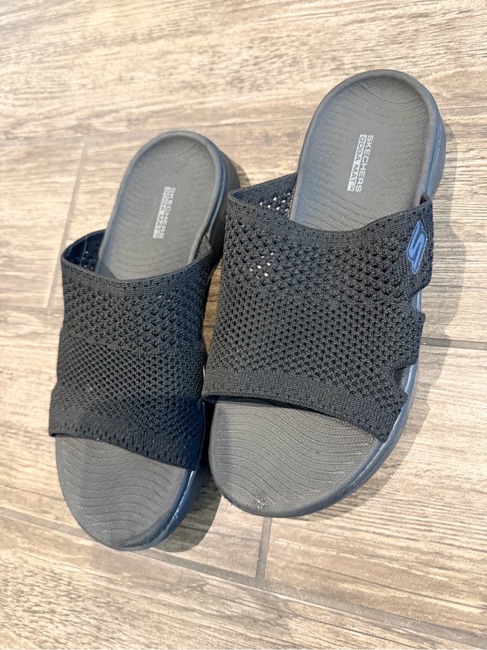 Skechers Black Mesh Slide Sandals